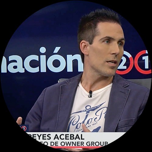 Alvaro R.